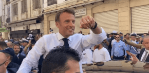 Algeria: Figuraccia Macron, Scambia Insulti Con Il Saluto (Video 2022)