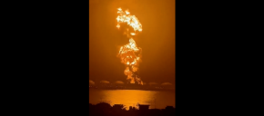 Cuba: Fulmine Colpisce Deposito Petrolio (Video 2022)
