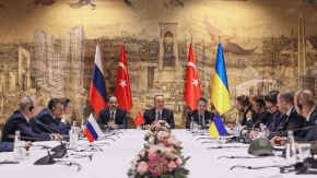 Cremlino: La Russia È Pronta Per L'accordo Di Pace Con L'Ucraina