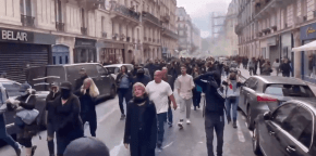 Francia, Parigi: Manifestazione Contro Politiche Presidente Macron (Video 2022)